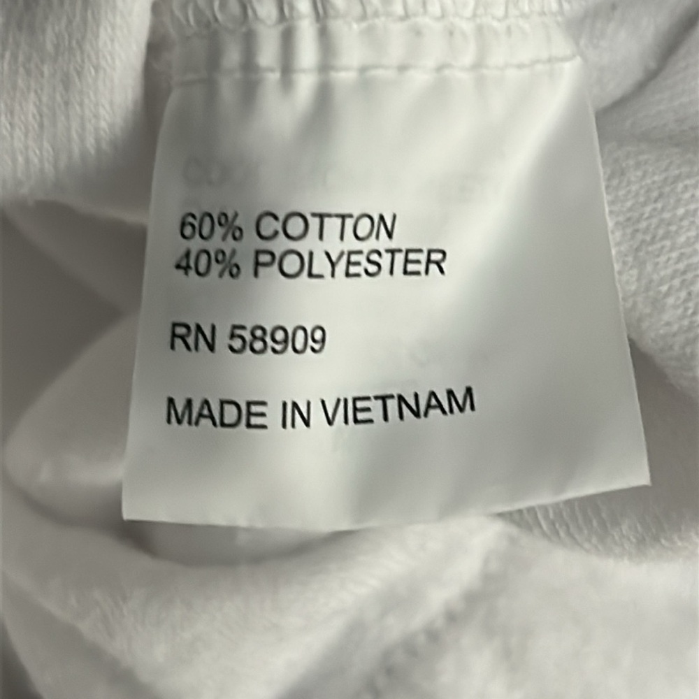 Gianni Bini white terry cloth romper, women’s size Large. Excellent condition. - Picture 6 of 6